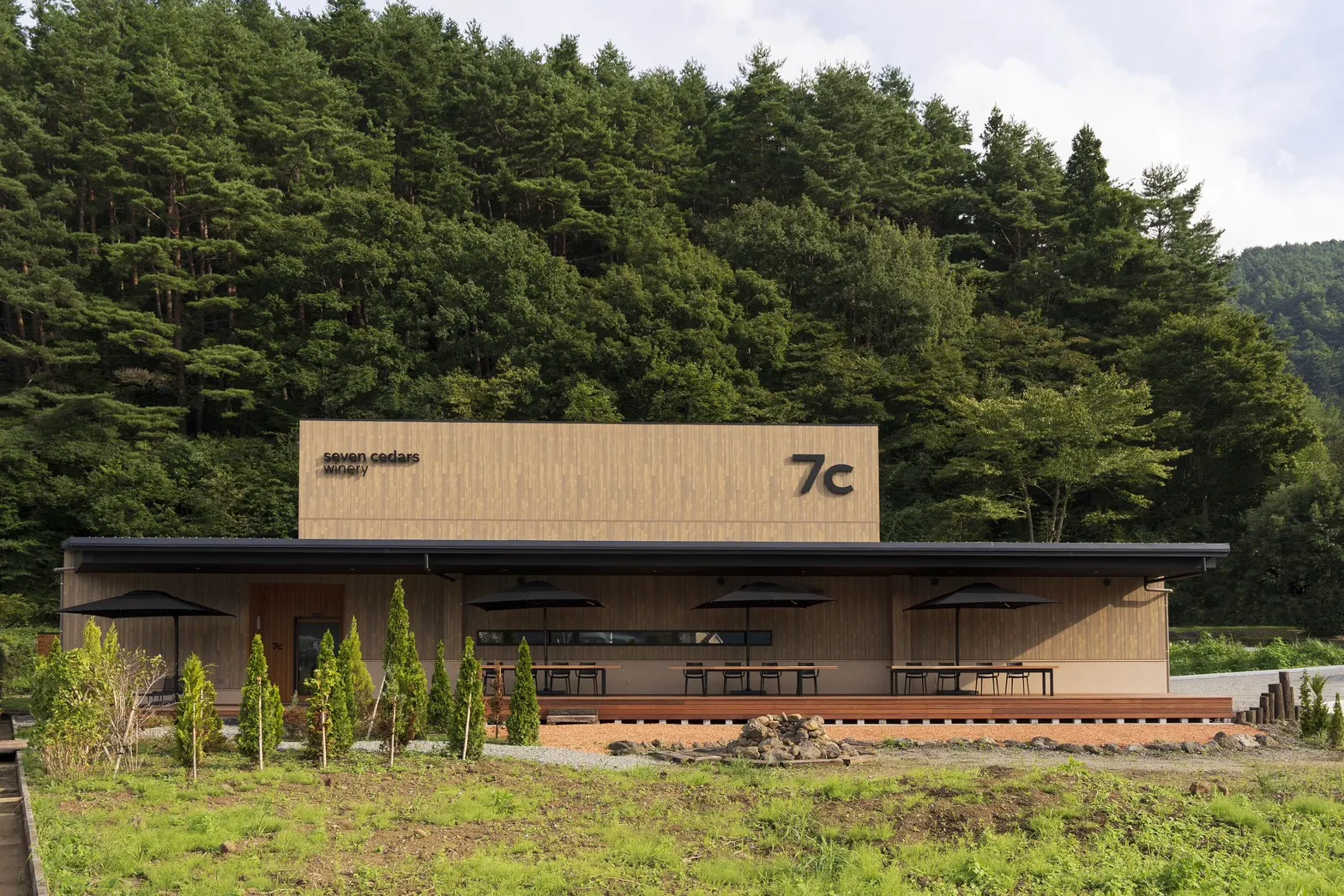 【東京・富士山・3 日】富士急挑戰 ✕ 7C 酒莊 2 晚｜巔峰絕叫