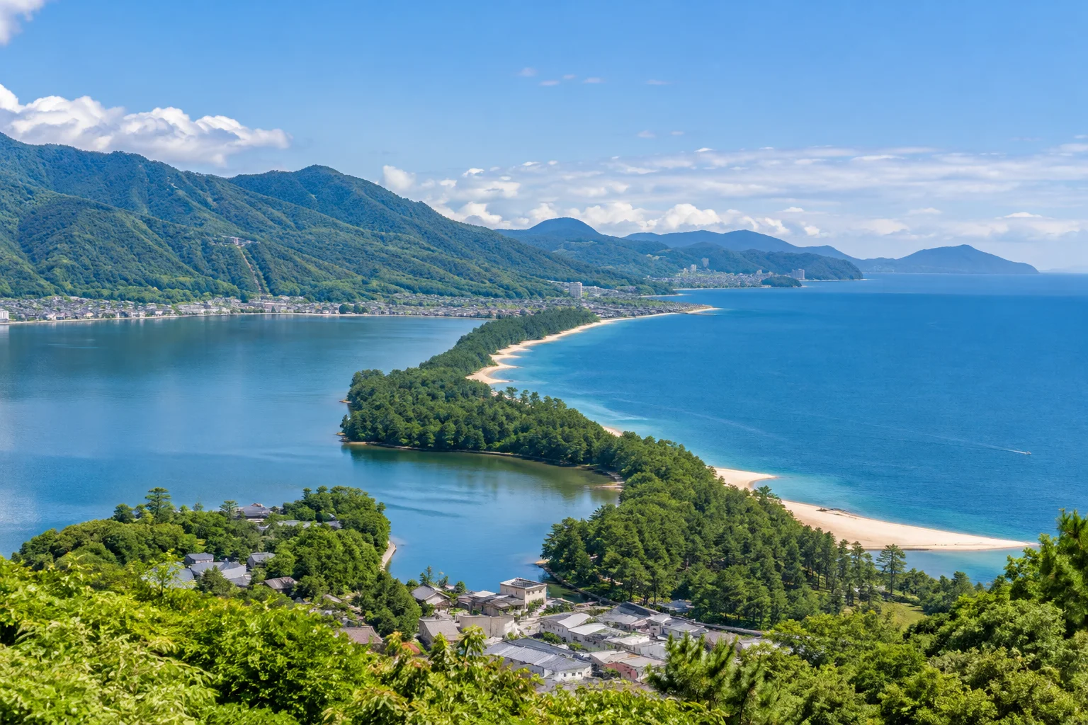 天橋立松林沙洲與宮津灣俯瞰